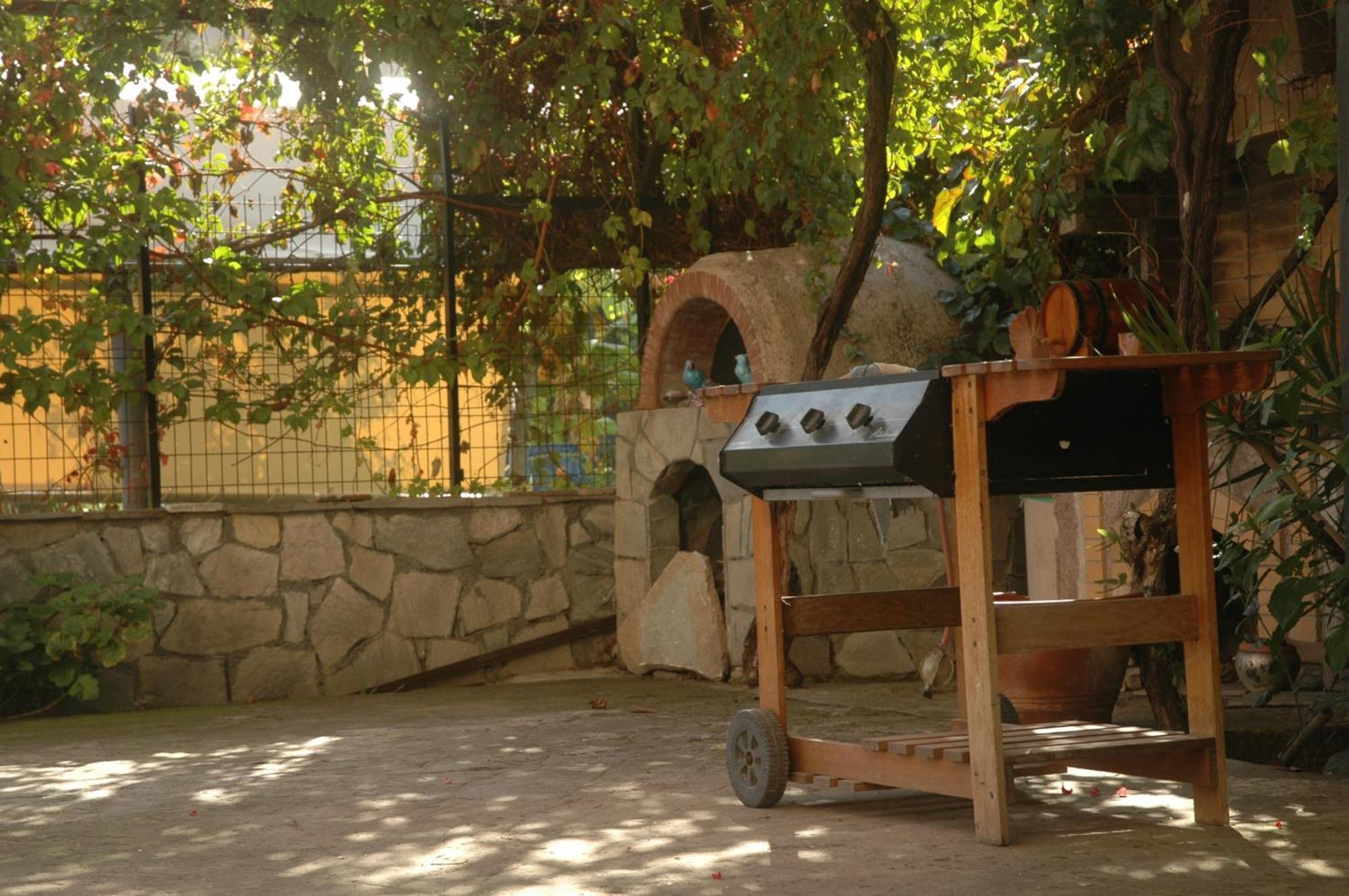 Mare - Mare B Hotel Patras Bagian luar foto